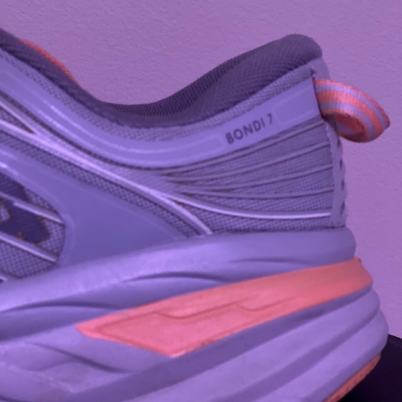 Hoka One One Bondi 7 Harbor Mist - Women's Size 8.5 - Stylish Comfort! - Picture 6 of 6